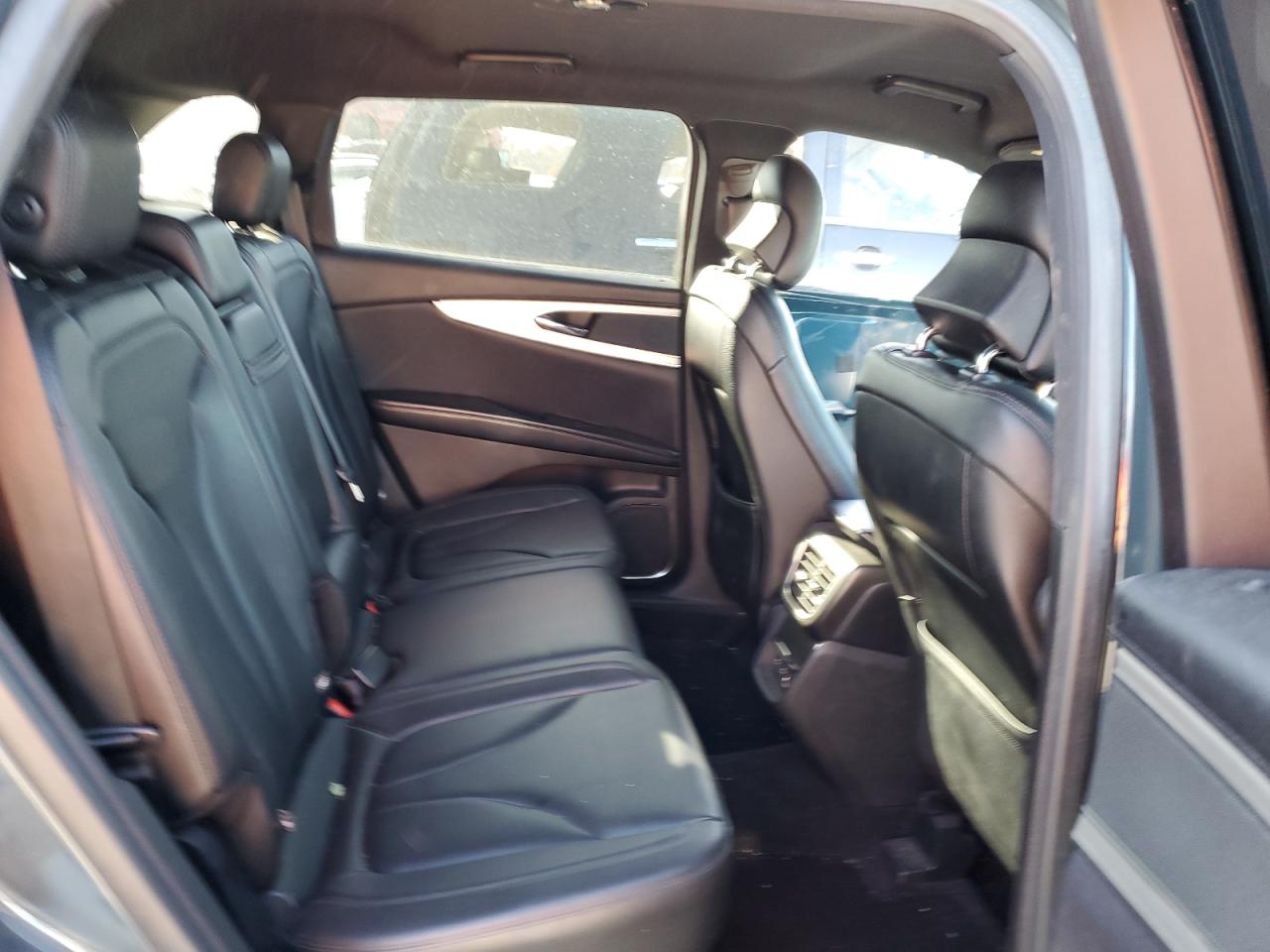 2016 Lincoln Mkx Premiere VIN: 2LMTJ6JR6GBL63468 Lot: 92723565