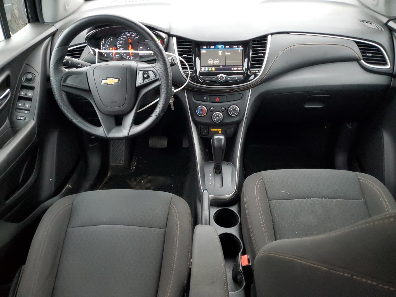 2018 Chevrolet Trax Ls VIN: KL7CJKSB7JB573307 Lot: 93127685