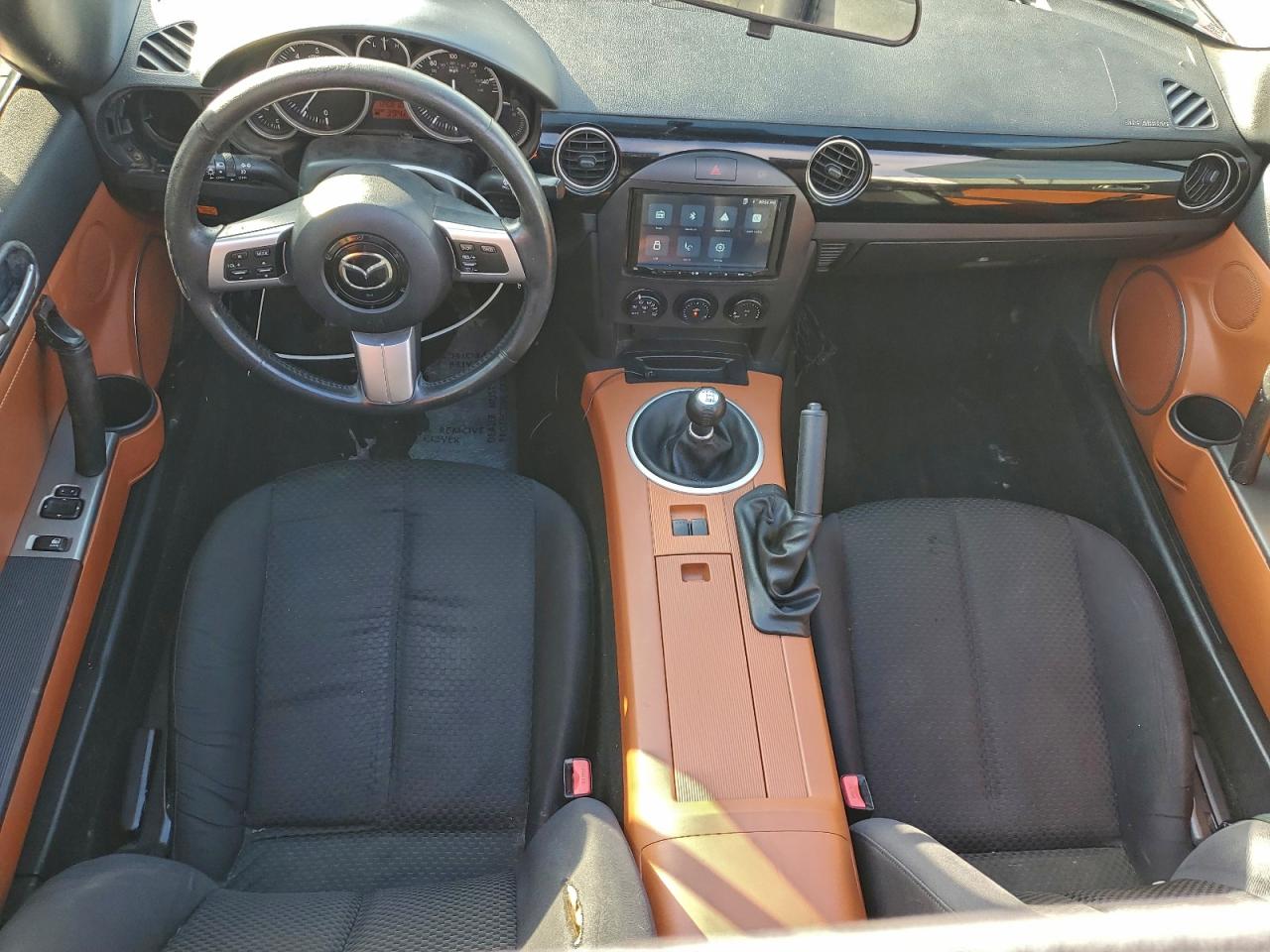 2006 Mazda Mx-5 Miata VIN: JM1NC25F560119211 Lot: 93735415