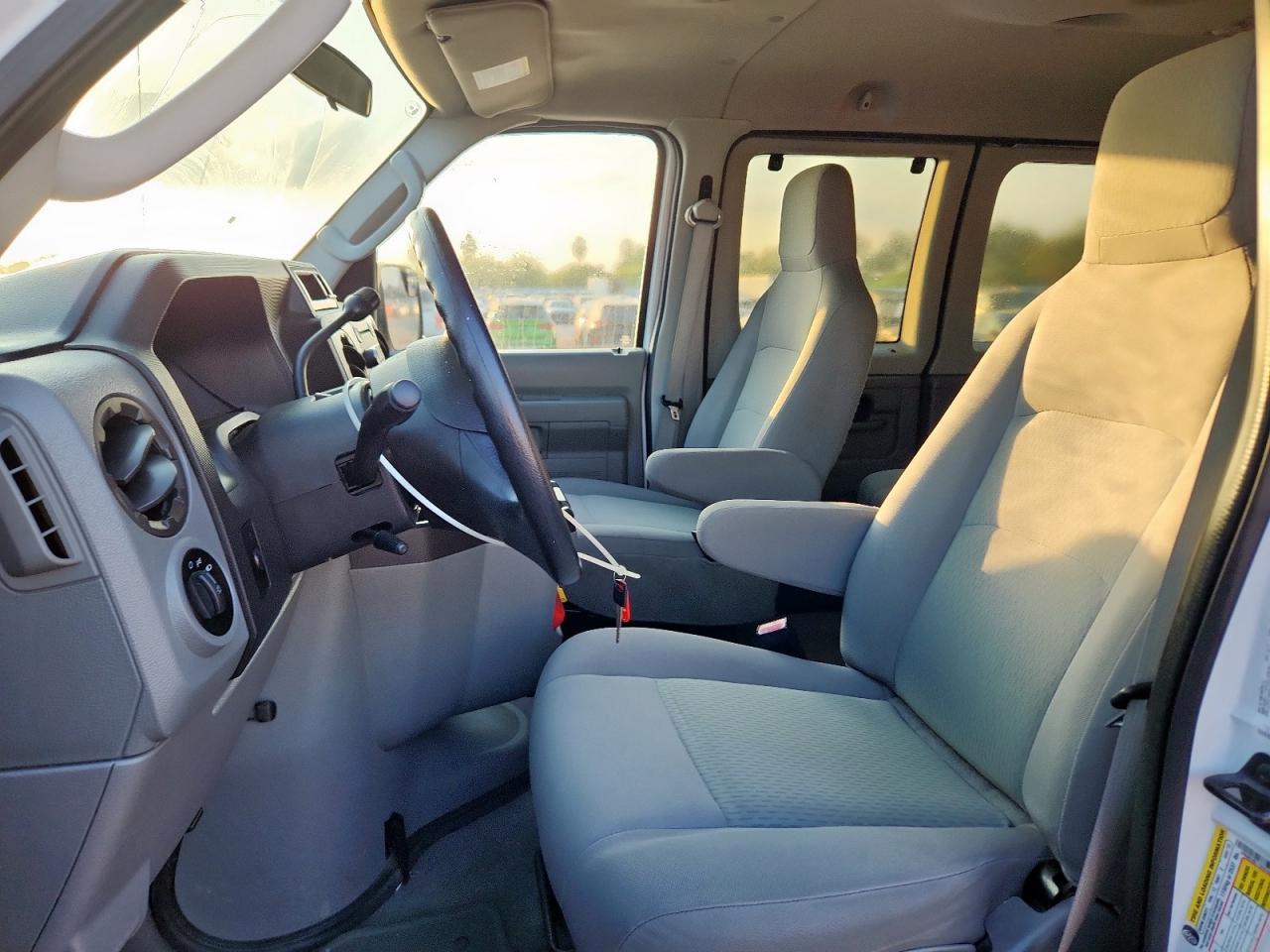 2013 Ford Econoline E350 Super Duty Wagon VIN: 1FBNE3BL1DDA48822 Lot: 92716525