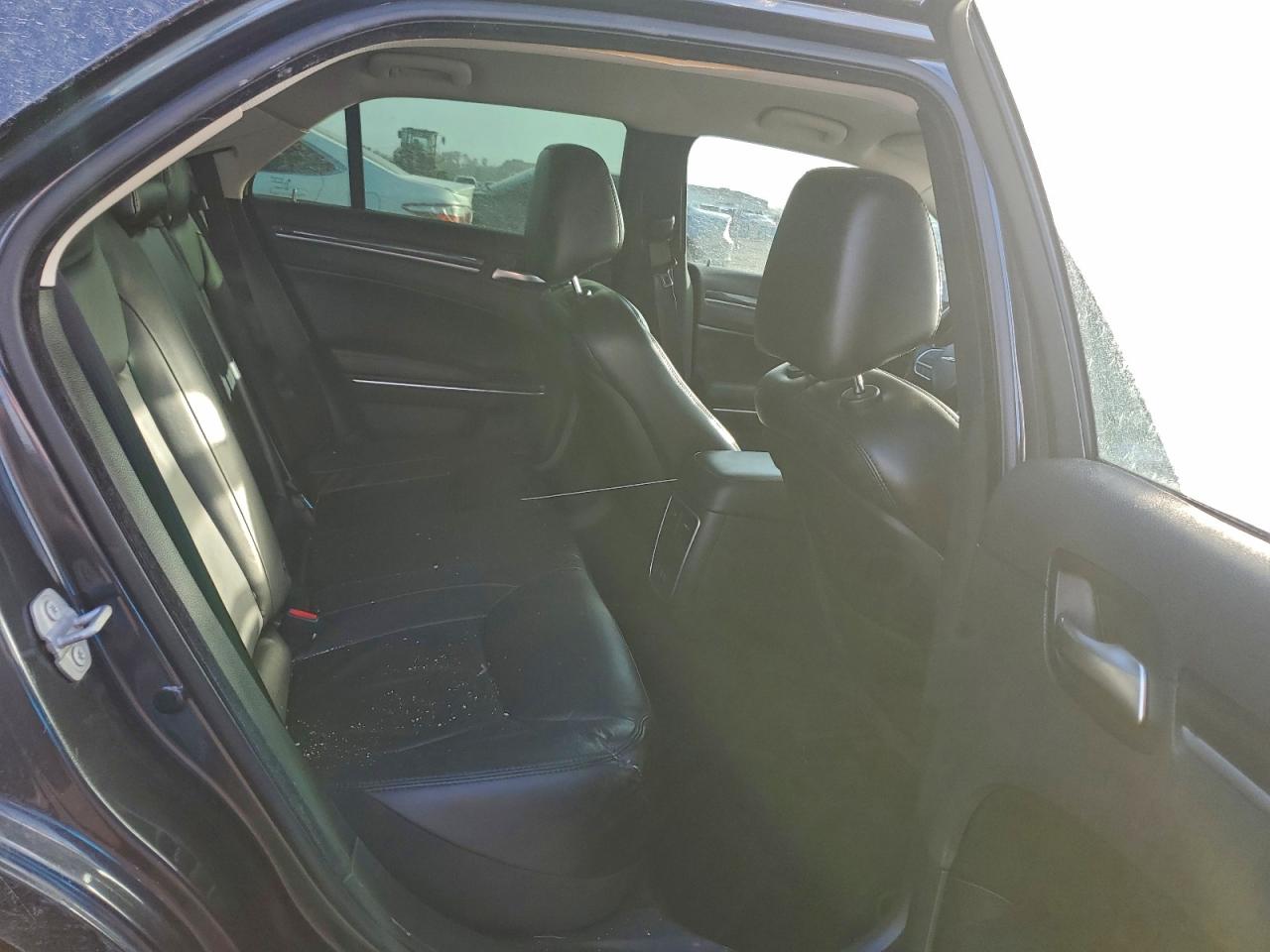 2018 Chrysler 300 Touring VIN: 2C3CCAAG4JH121170 Lot: 94255285