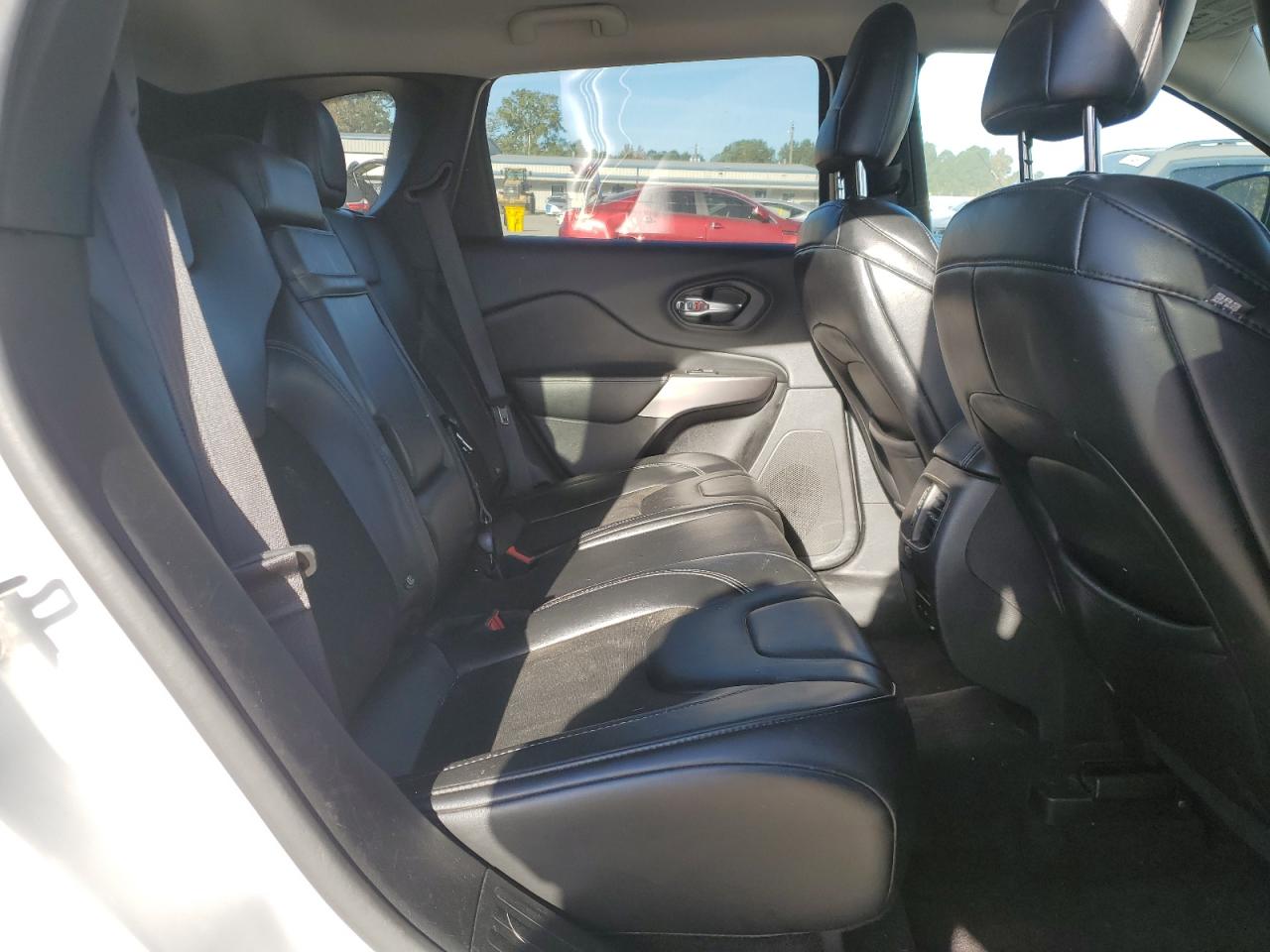 2019 Jeep Cherokee Latitude Plus VIN: 1C4PJMLB1KD115587 Lot: 91466685