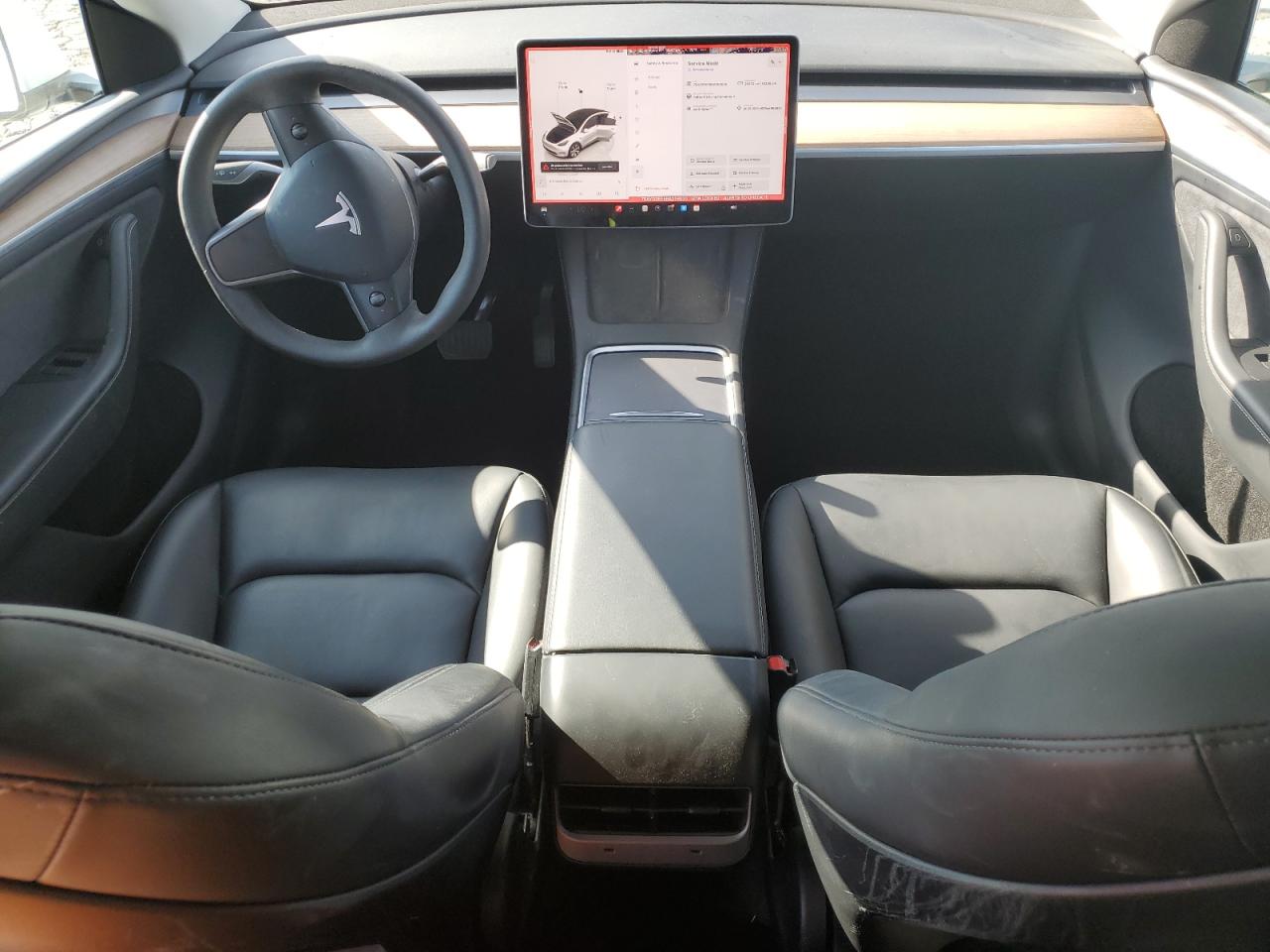 2024 Tesla Model Y VIN: 7SAYGDEE5RA259530 Lot: 90836345