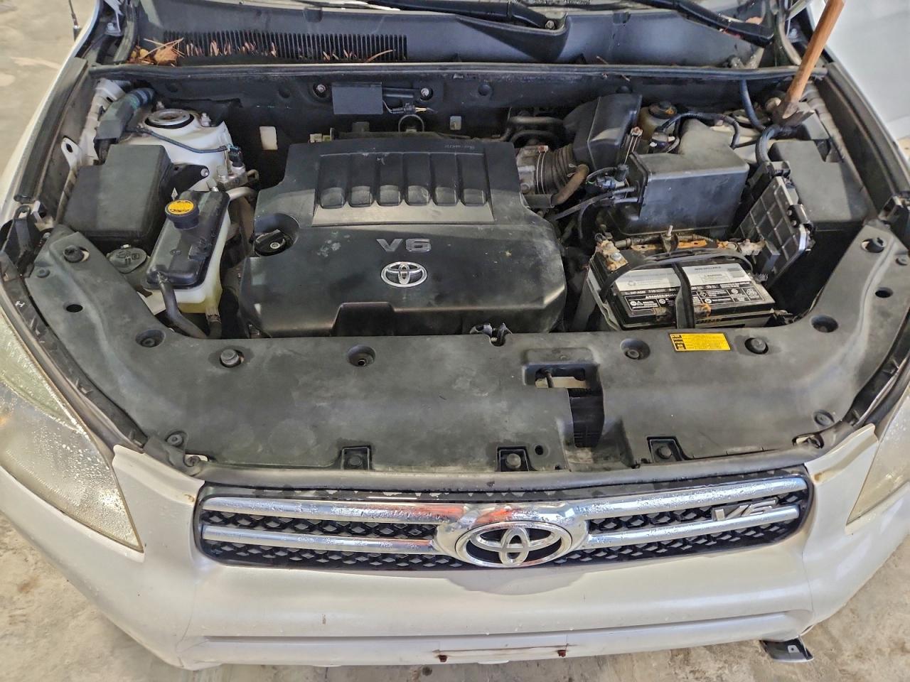 2008 Toyota Rav4 Limited VIN: JTMZK31V485021557 Lot: 93244275