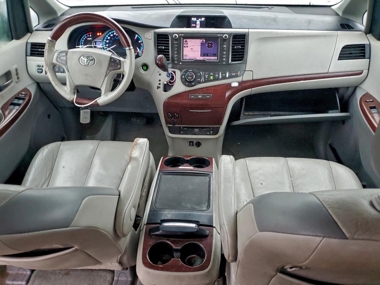 2013 Toyota Sienna Xle VIN: 5TDDK3DC6DS065925 Lot: 93751035