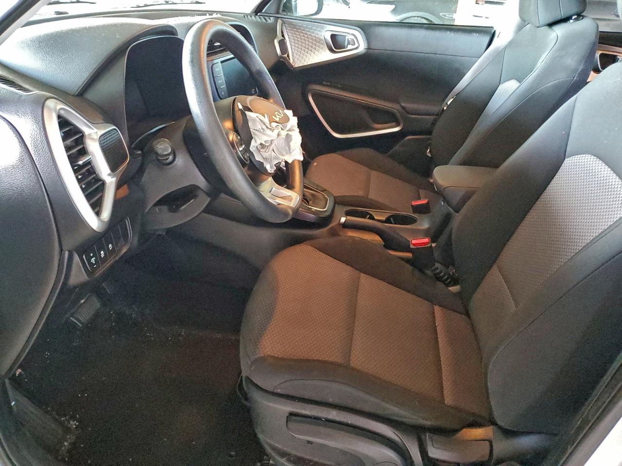 2023 Kia Soul Lx VIN: KNDJ23AU2P7840686 Lot: 94562685