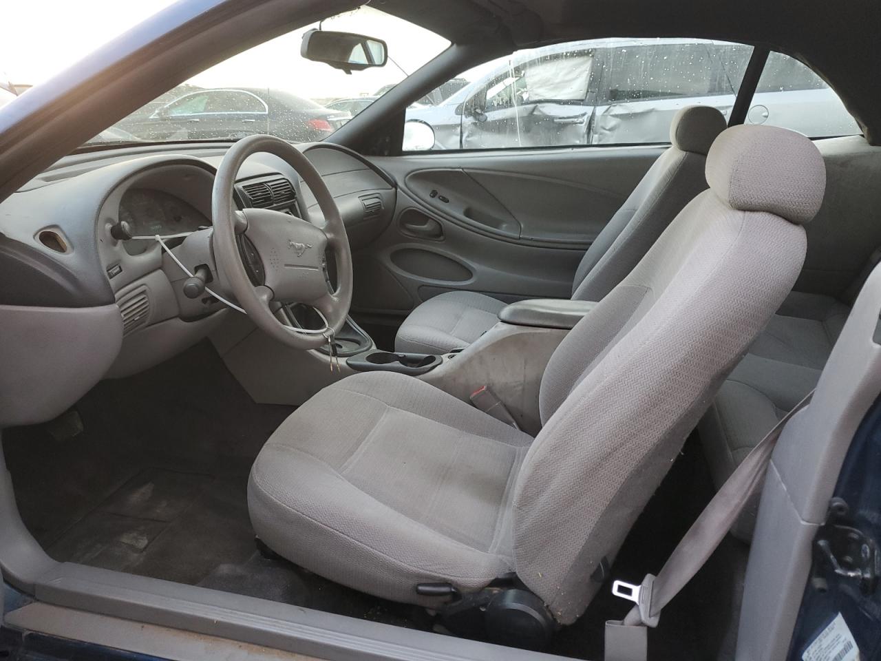 2000 Ford Mustang VIN: 1FAFP4443YF239454 Lot: 92201135