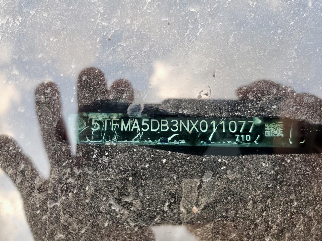 2022 Toyota Tundra Crewmax Platinum VIN: 5TFMA5DB3NX011077 Lot: 90424035