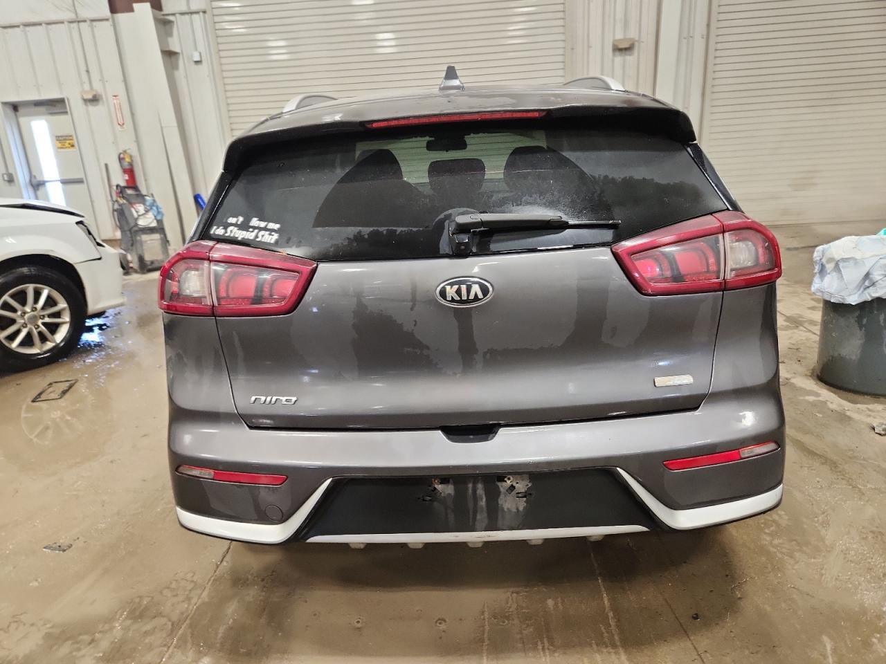 2017 Kia Niro Ex VIN: KNDCC3LC4H5068750 Lot: 92527295