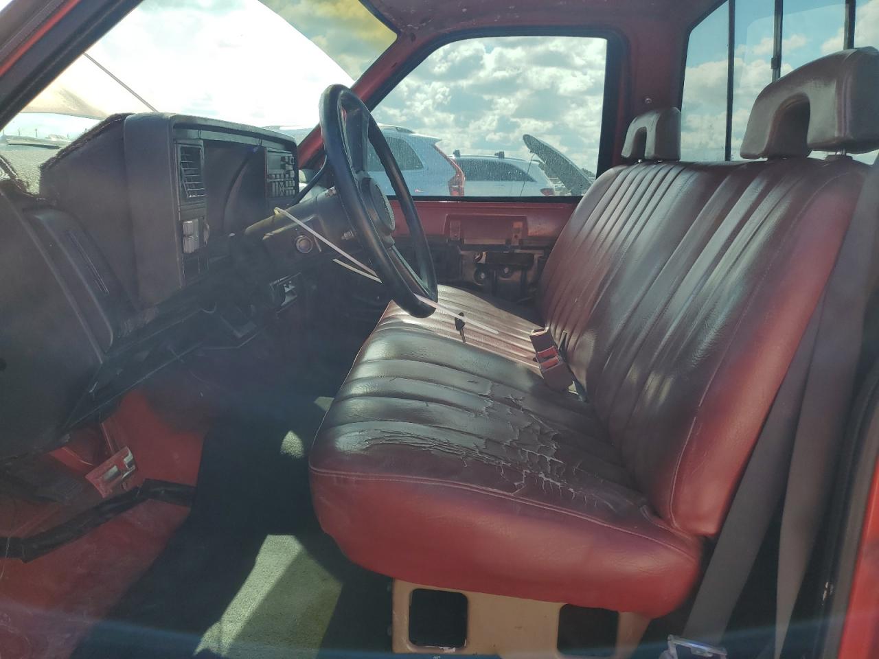 1993 GMC Sierra C1500 VIN: 1GTEC14Z9PE549558 Lot: 93817995