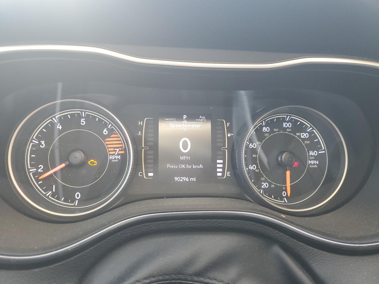 2019 Jeep Cherokee Latitude VIN: 1C4PJMCB4KD148759 Lot: 90981295