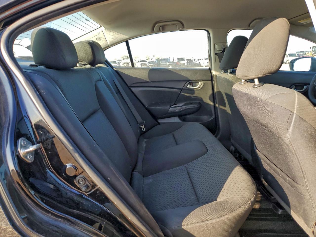 2015 Honda Civic Lx VIN: 19XFB2F57FE261337 Lot: 94274025