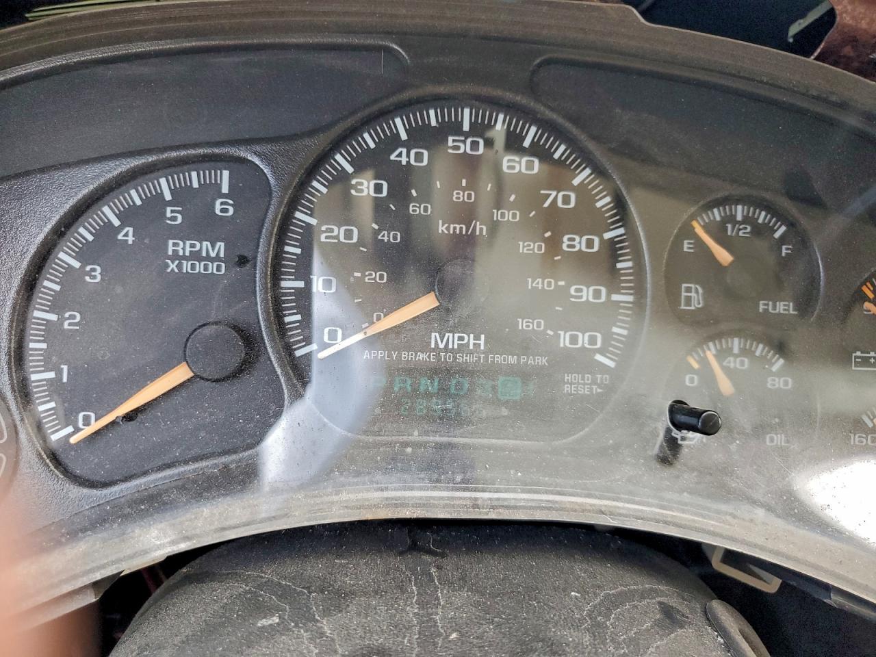 2002 GMC Yukon VIN: 1GKEC13Z02R329930 Lot: 94225385