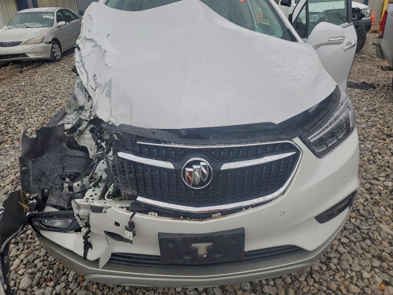 2019 Buick Encore Essence VIN: KL4CJCSM6KB917165 Lot: 94267545