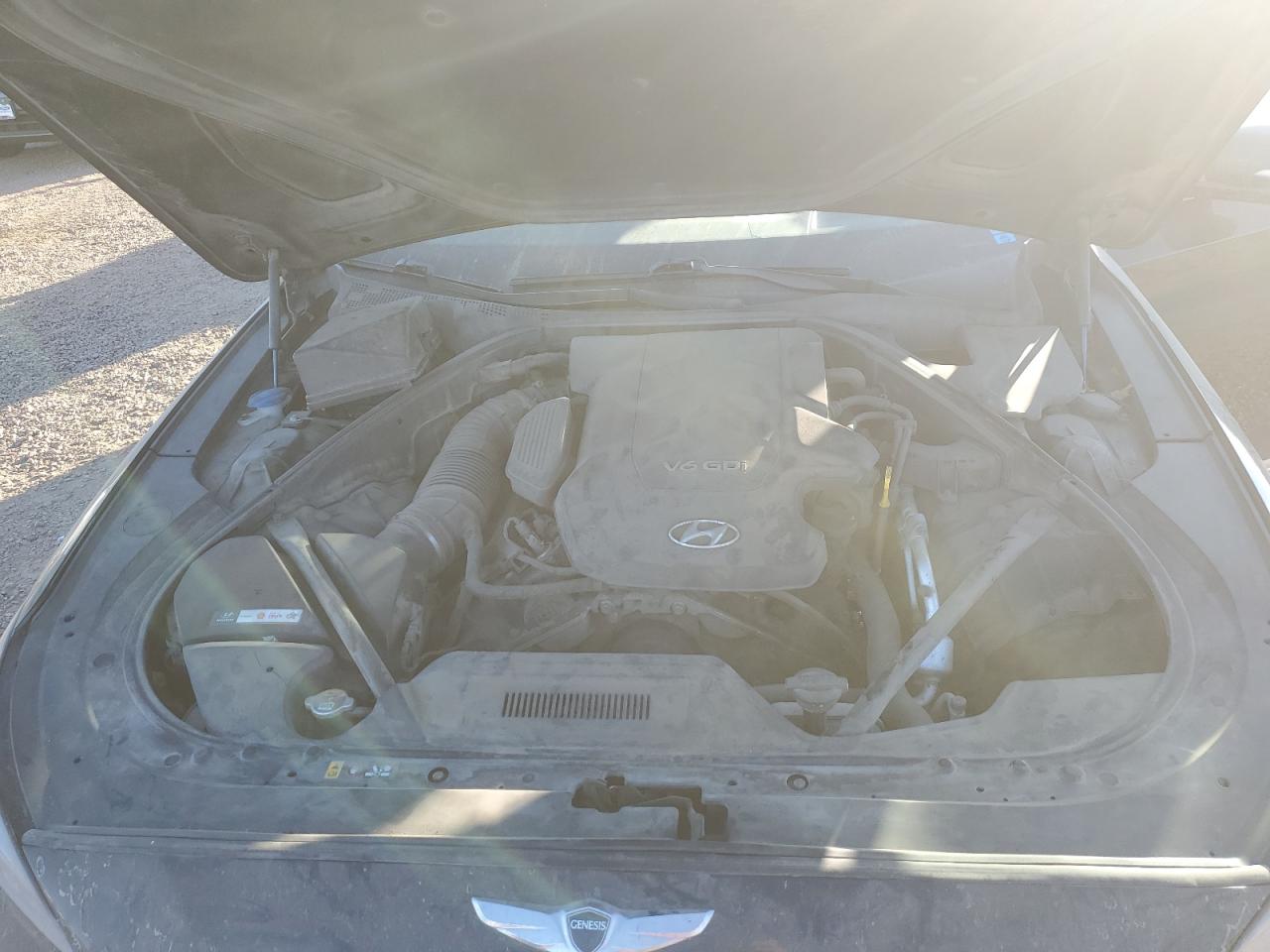 2016 Hyundai Genesis 3.8L VIN: KMHGN4JE2GU134153 Lot: 92257315