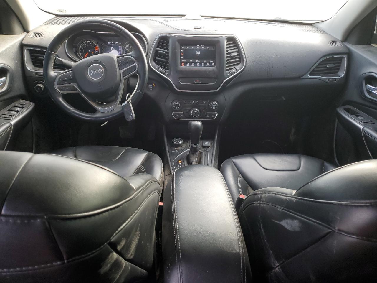 2019 Jeep Cherokee Latitude Plus VIN: 1C4PJMLB3KD182269 Lot: 92287635