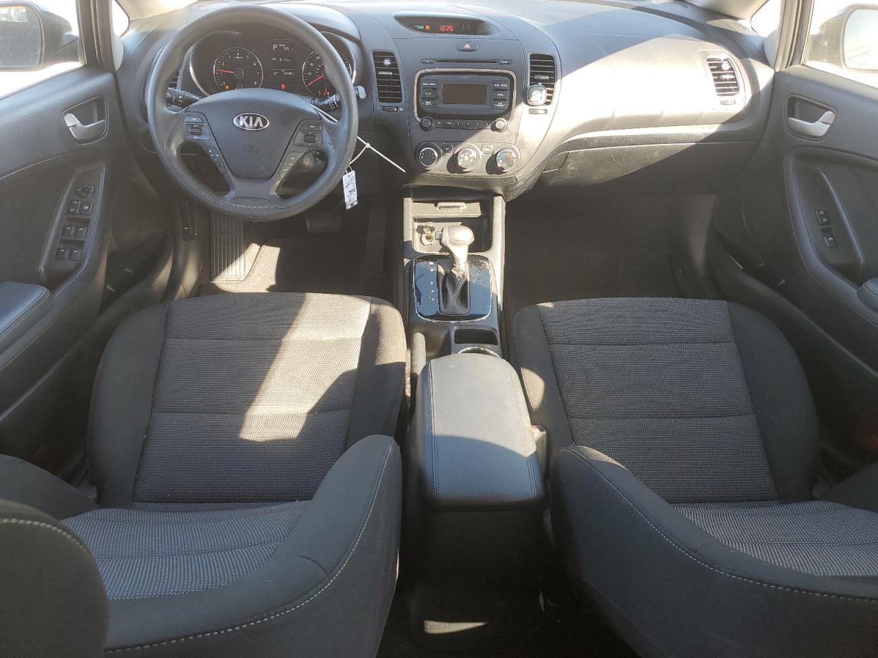 2017 Kia Forte Lx VIN: KNAFK5A82H5713693 Lot: 93329625