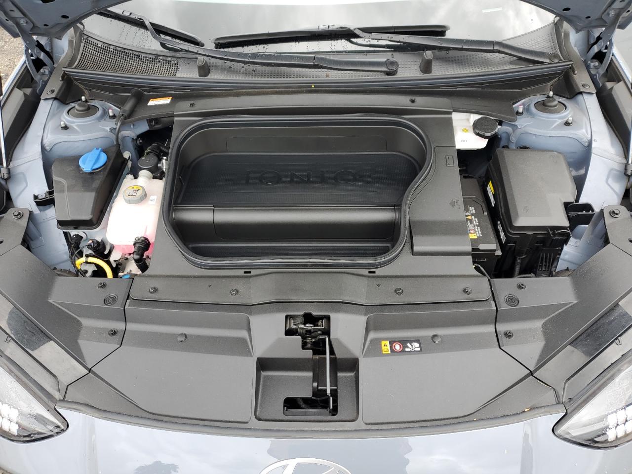 2023 Hyundai Ioniq 6 Limited VIN: KMHM54AA2PA044860 Lot: 93101365