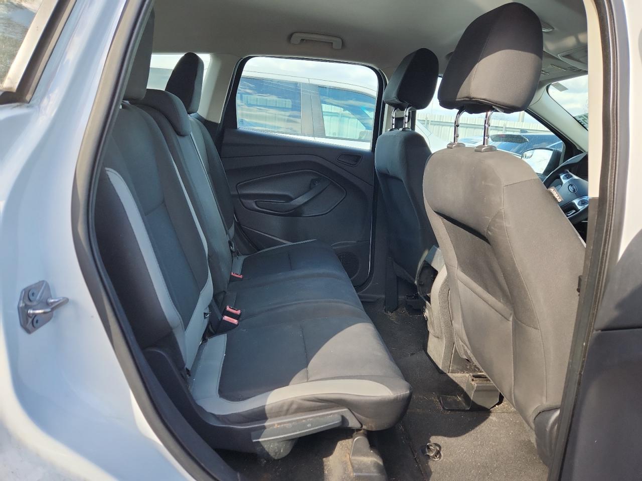 2014 Ford Escape S VIN: 1FMCU0F70EUC27139 Lot: 92692345