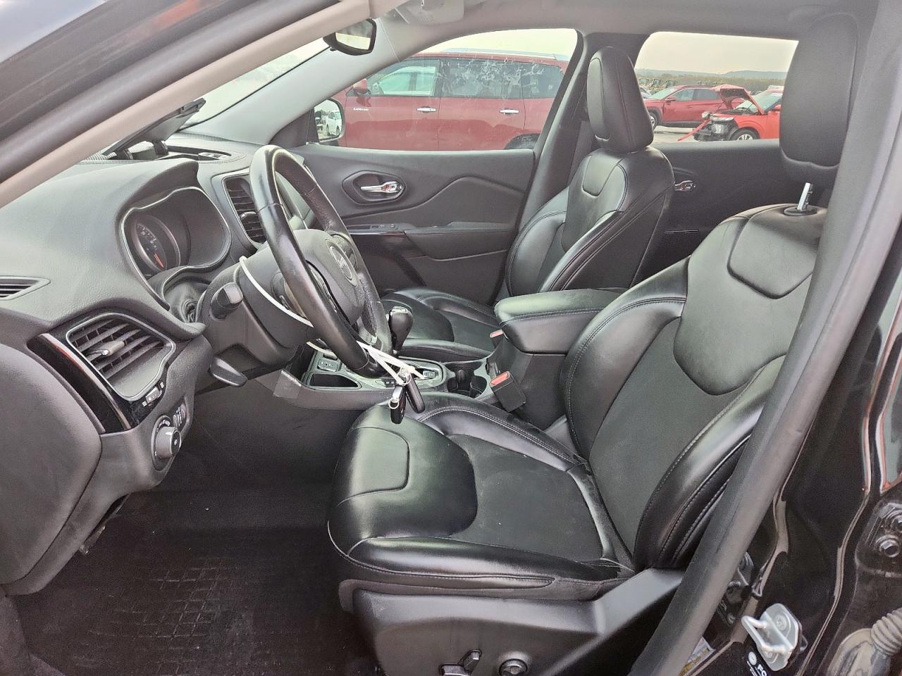 2021 Jeep Cherokee Latitude Plus VIN: 1C4PJLLB9MD113311 Lot: 92810705