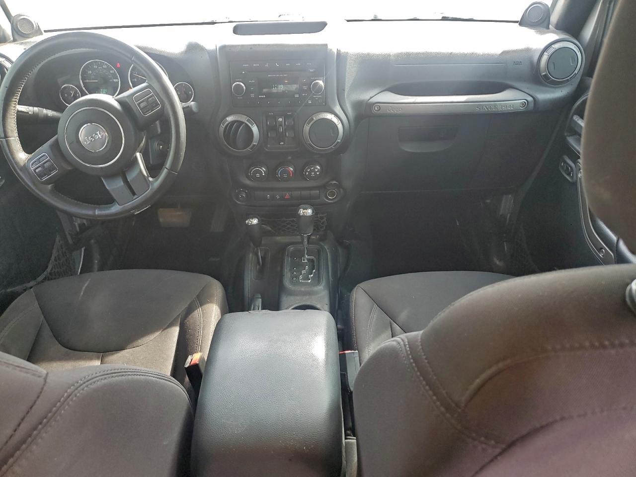 2014 Jeep Wrangler Unlimited Sport VIN: 1C4BJWDG0EL162491 Lot: 93608735