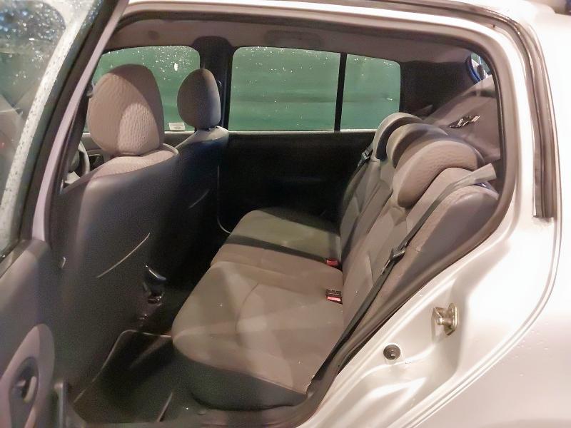 2005 RENAULT CLIO 1.4 16V EXPRESSION 5DR AUTO