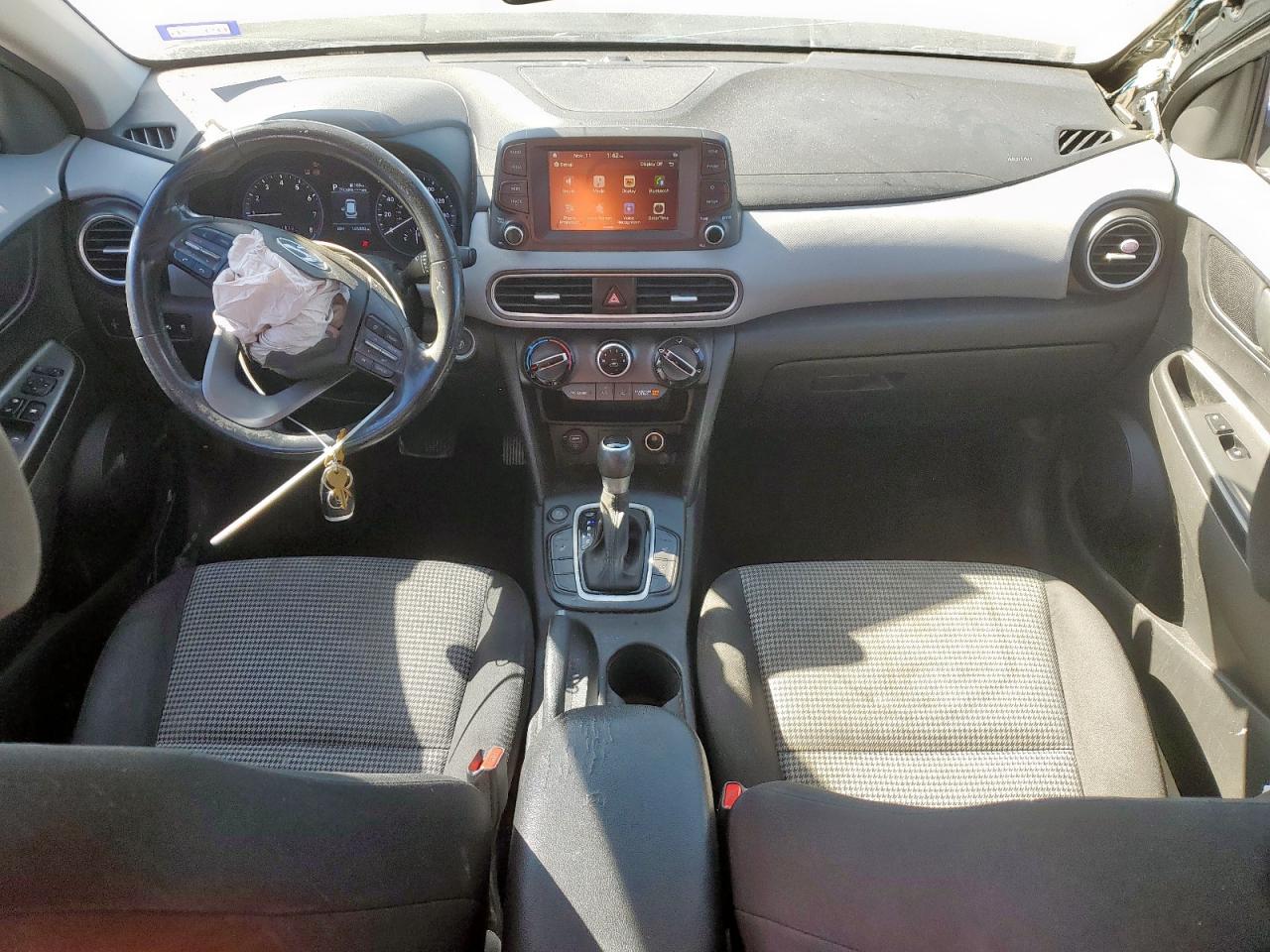 2021 Hyundai Kona Sel VIN: KM8K22AA7MU636477 Lot: 92127395