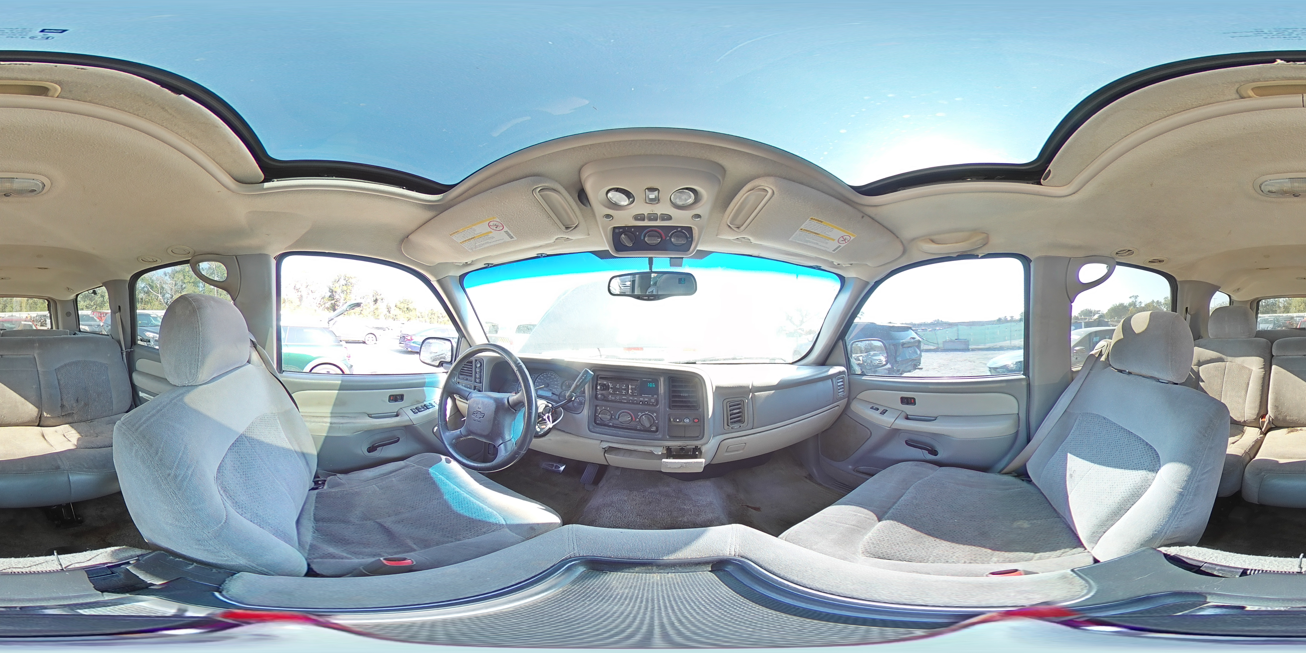 2001 Chevrolet Tahoe K1500 VIN: 1GNEK13T11R119627 Lot: 90747255