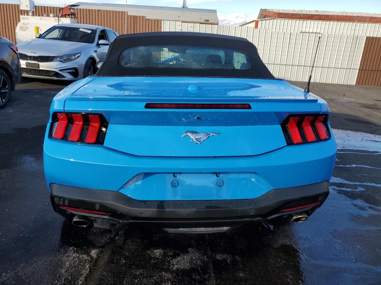 2024 Ford Mustang VIN: 1FAGP8UH6R5137569 Lot: 93976115