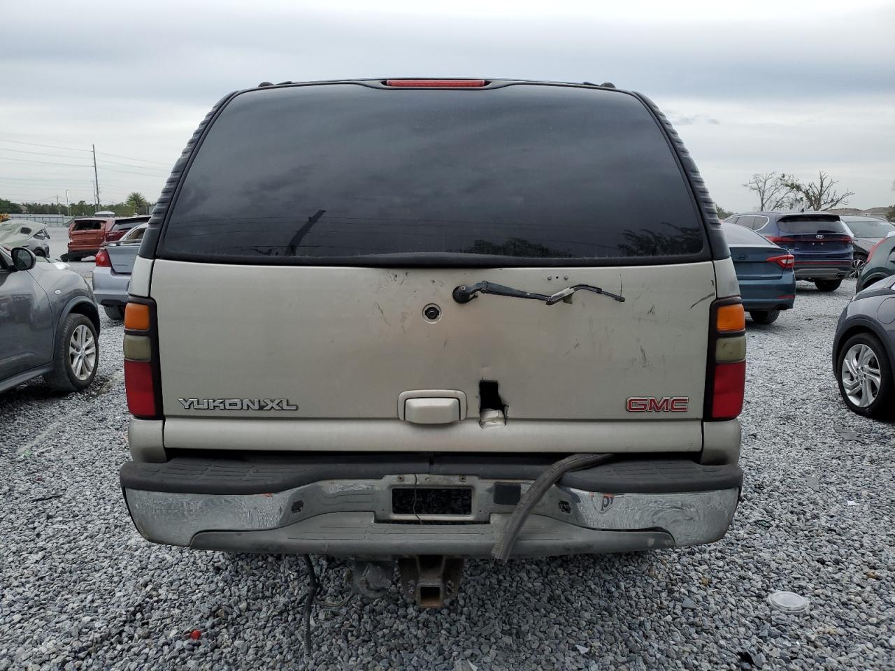 2004 GMC Yukon Xl K1500 VIN: 3GKFK16T64G231535 Lot: 91375035