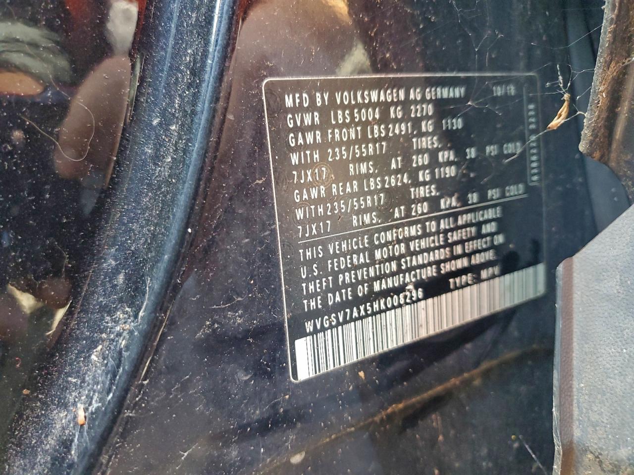 2017 Volkswagen Tiguan Wolfsburg VIN: WVGSV7AX5HK008296 Lot: 93389835