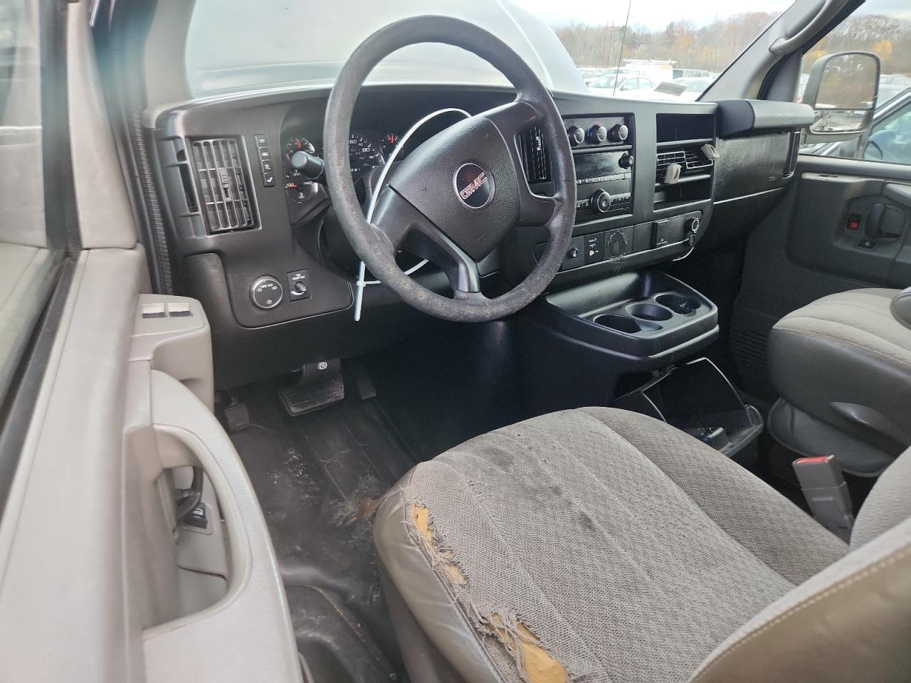 2015 GMC Savana G2500 VIN: 1GTW7FCF7F1195414 Lot: 91926915