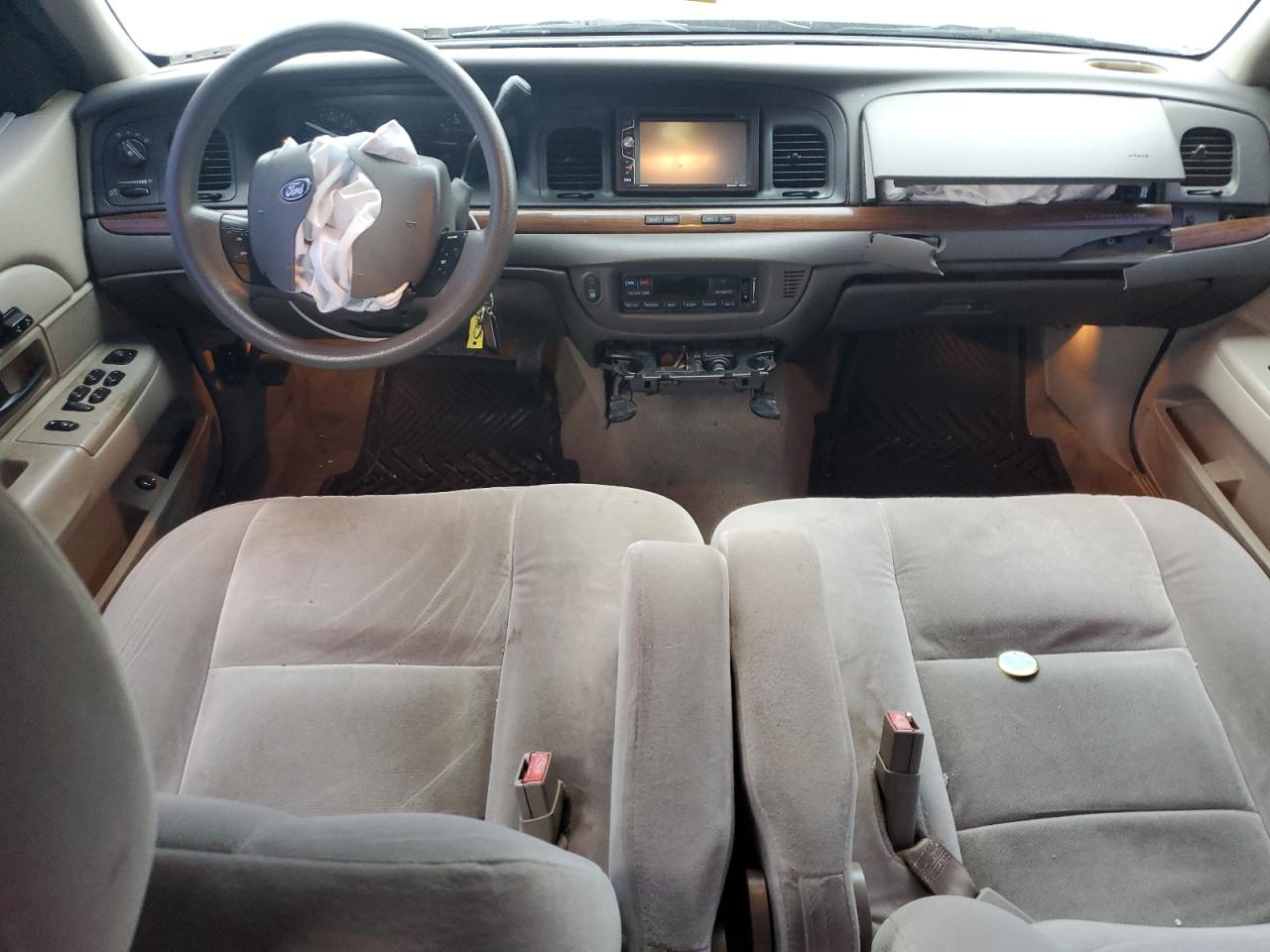 2008 Ford Crown Victoria Lx VIN: 2FAFP74V78X128940 Lot: 92911055