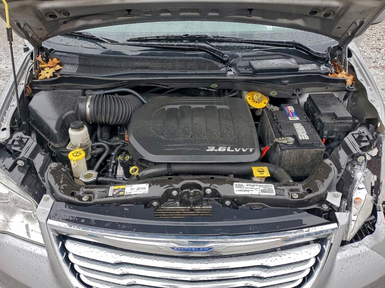 2016 Chrysler Town & Country Touring VIN: 2C4RC1BG5GR120570 Lot: 94516205