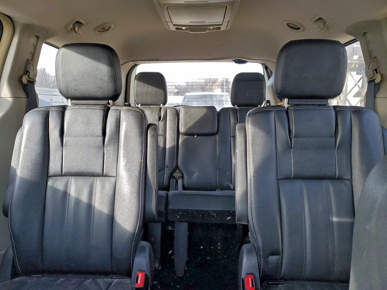 2016 Chrysler Town & Country Touring VIN: 2C4RC1BG5GR174029 Lot: 94049745