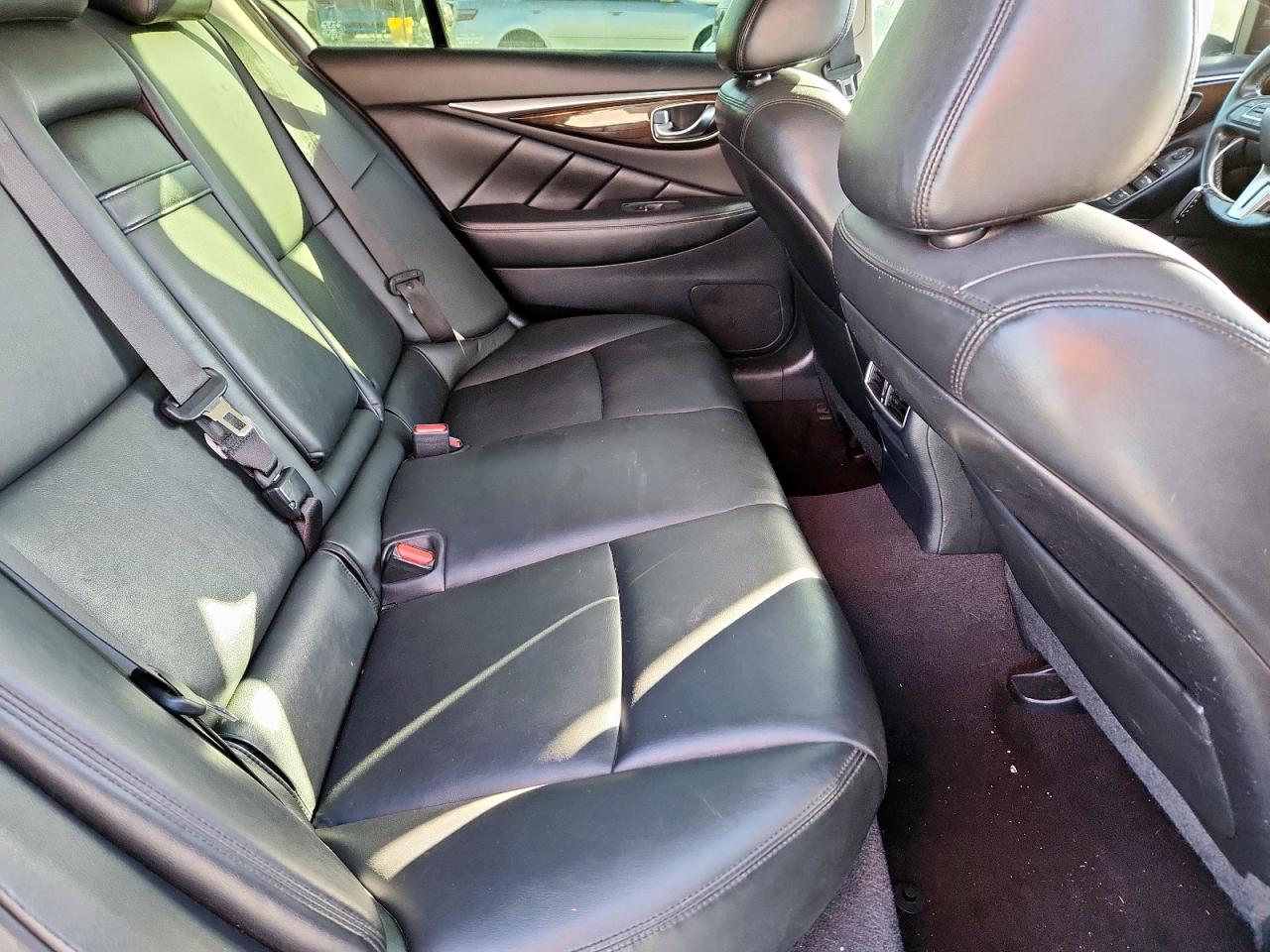 2018 Infiniti Q50 Luxe VIN: JN1EV7AP3JM356029 Lot: 92466565