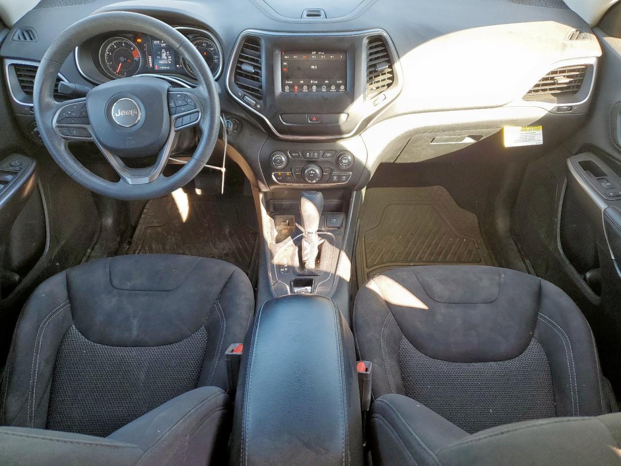 2019 Jeep Cherokee Latitude VIN: 1C4PJLCB2KD348260 Lot: 90700975