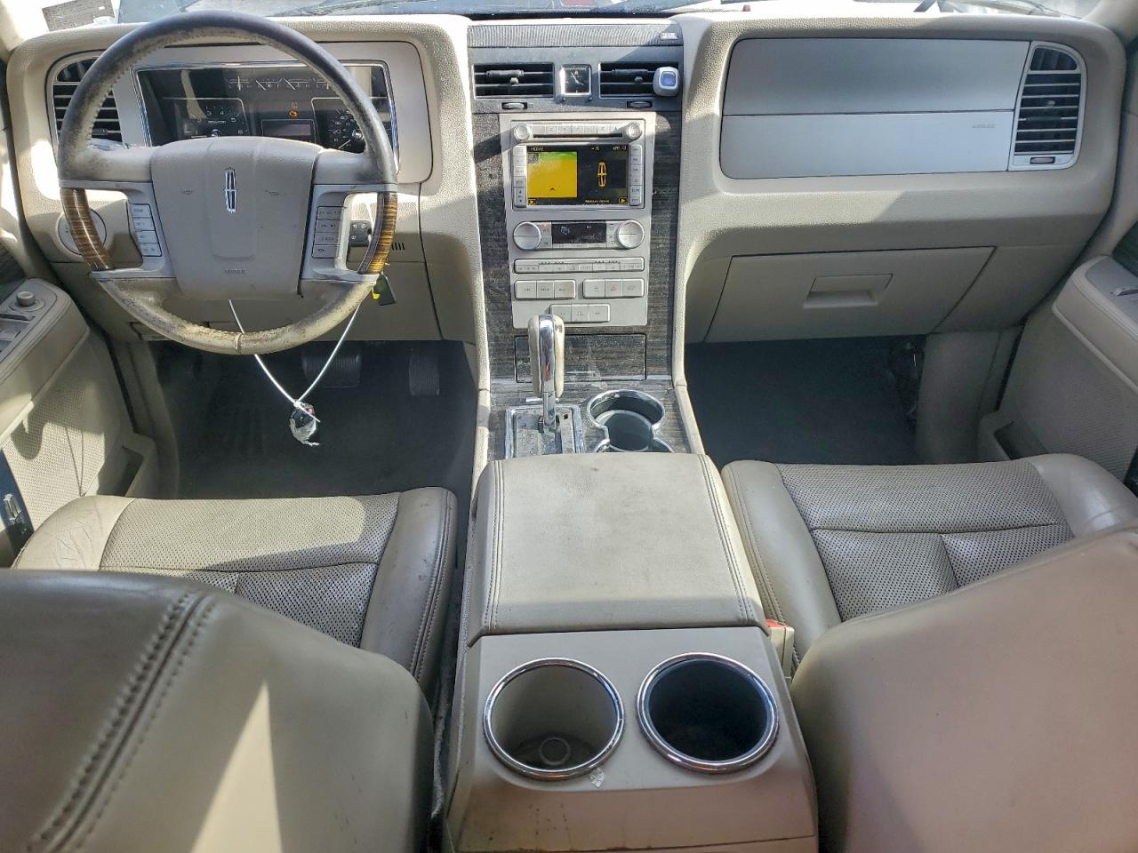 2010 Lincoln Navigator L VIN: 5LMJJ3J56AEJ04406 Lot: 93597745