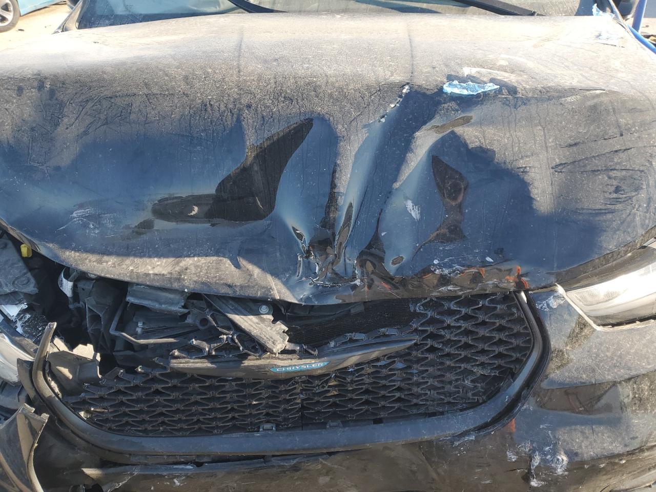 2021 Chrysler Pacifica Hybrid Touring L VIN: 2C4RC1L74MR544641 Lot: 92677745