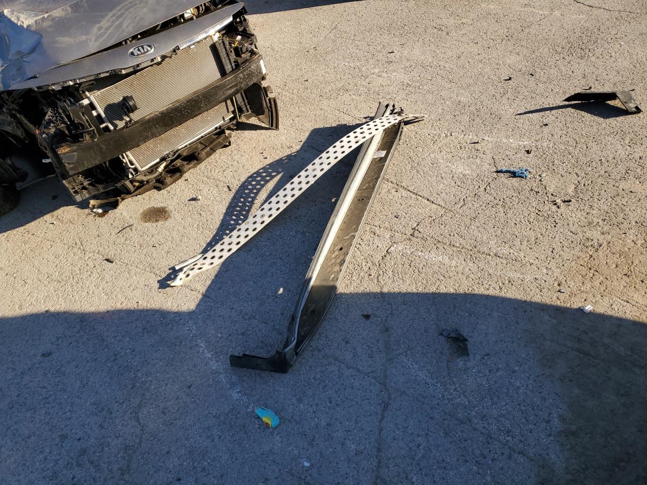 2011 Mercedes-Benz Ml 350 4Matic VIN: 4JGBB8GB7BA720798 Lot: 92614835