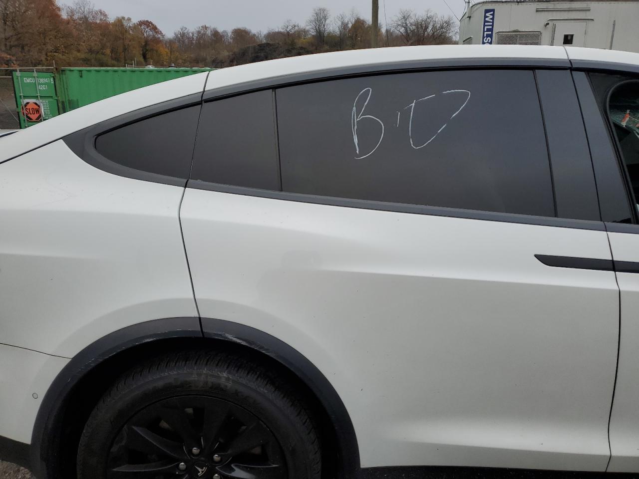 2016 Tesla Model X VIN: 5YJXCBE22GF006633 Lot: 92647515