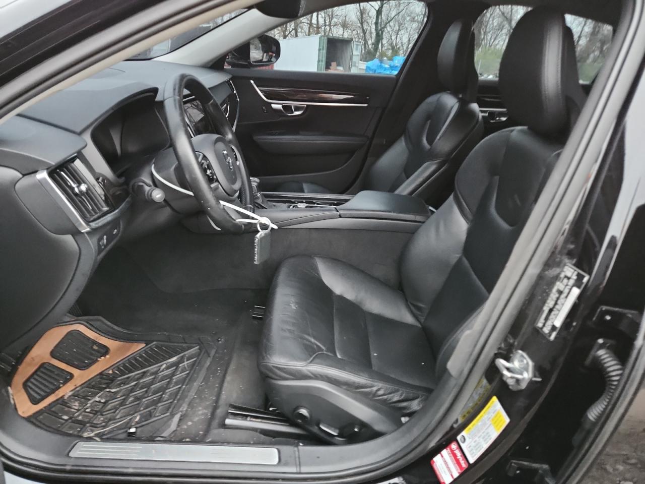 2017 Volvo S90 T6 Momentum VIN: YV1A22MK6H1016113 Lot: 93379205