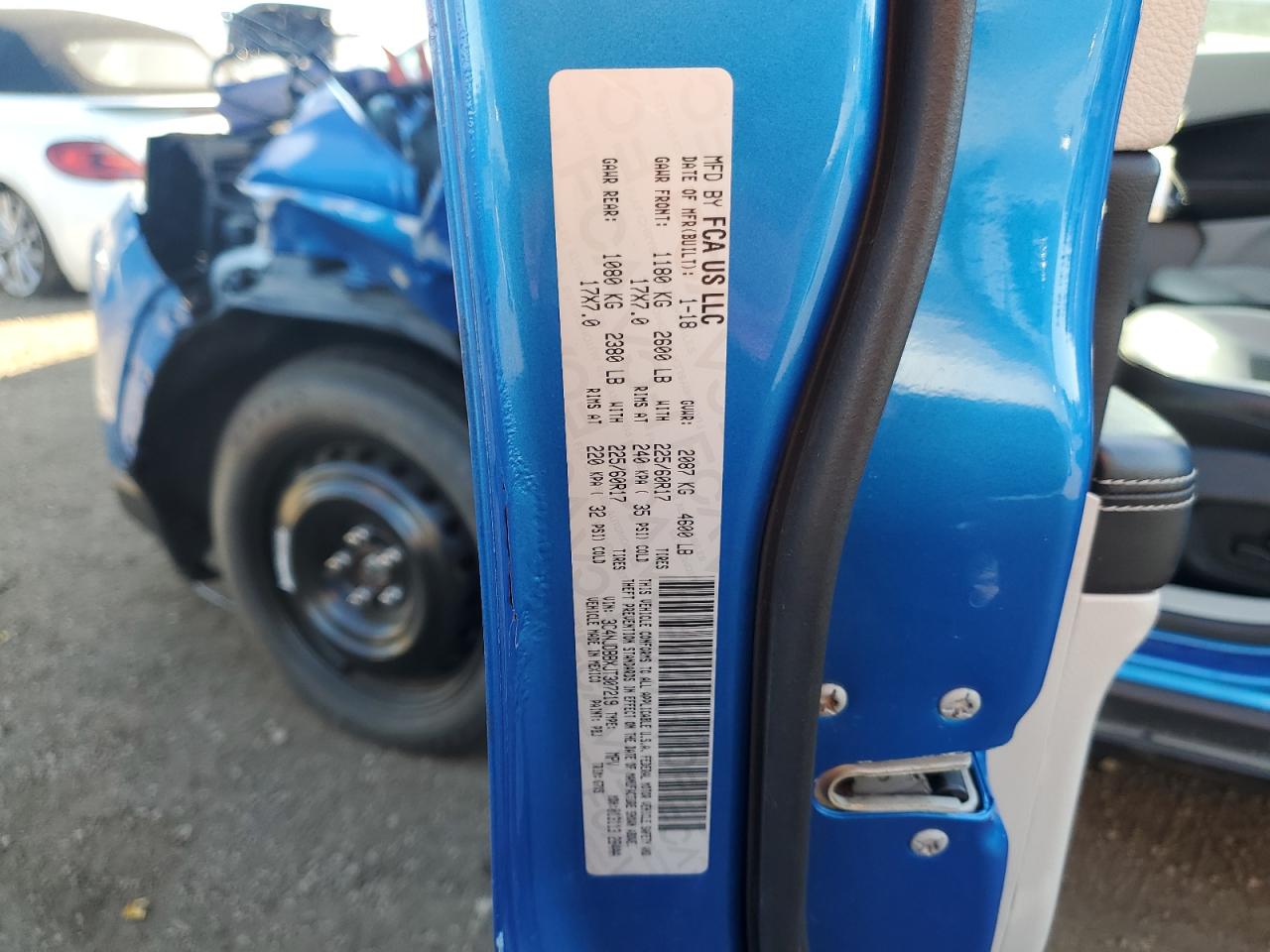 2018 Jeep Compass Latitude VIN: 3C4NJDBBXJT307219 Lot: 92636695