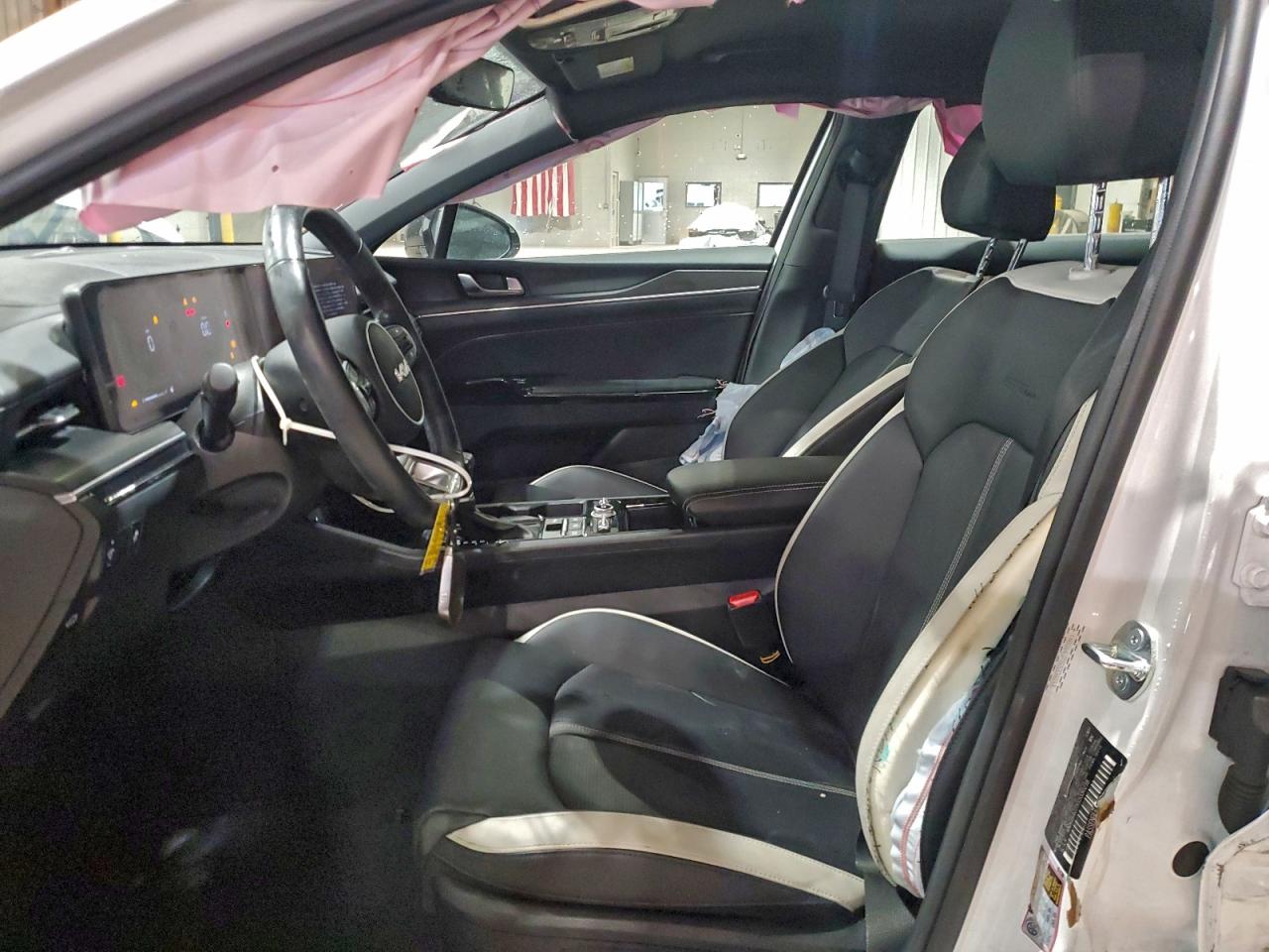 2025 Kia K5 Gt Line VIN: KNAG64J75S5330218 Lot: 93829325