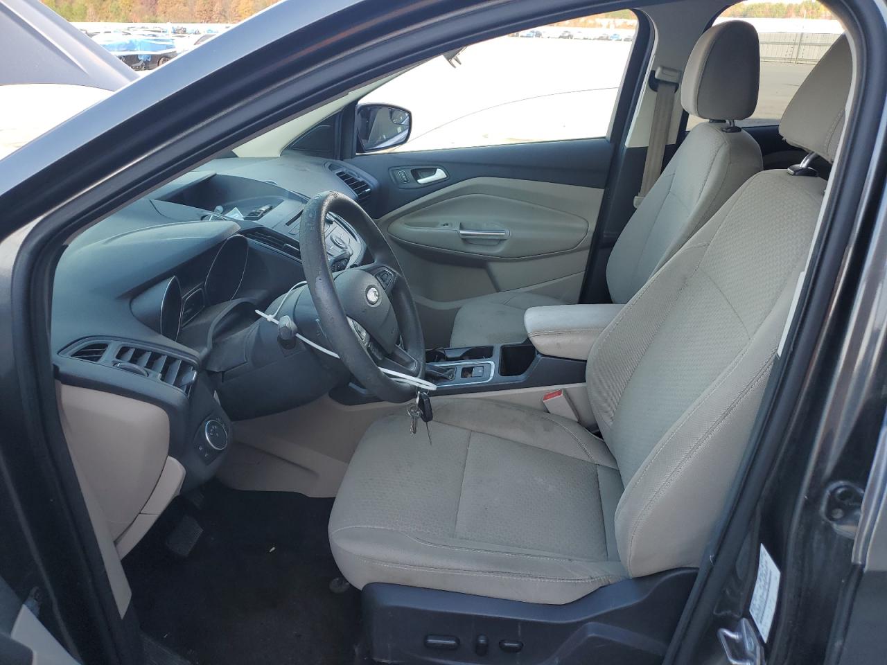 2017 Ford Escape Se VIN: 1FMCU9G95HUC99057 Lot: 92036075