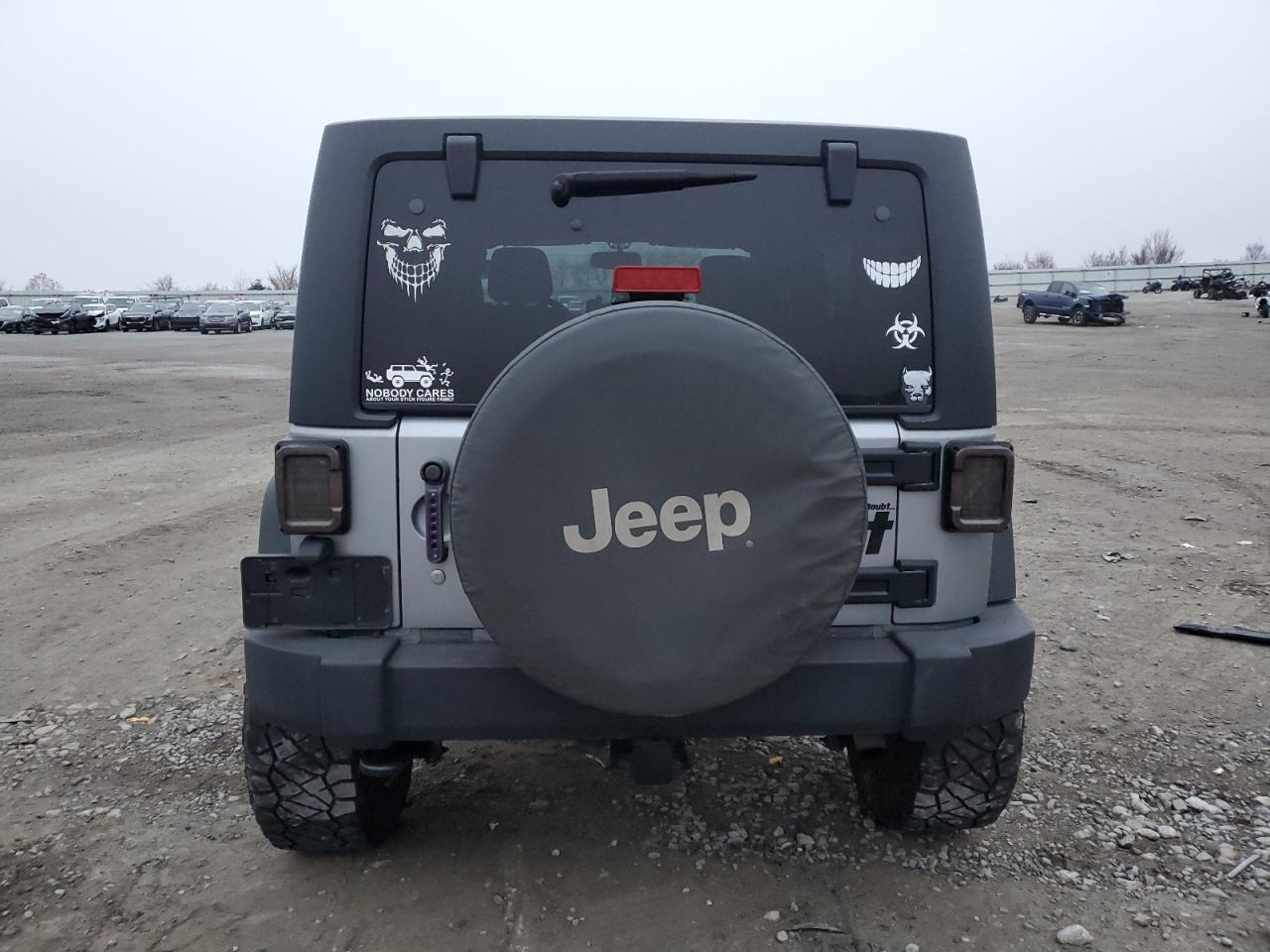 2014 Jeep Wrangler Unlimited Sport VIN: 1C4BJWDG7EL281591 Lot: 93661905