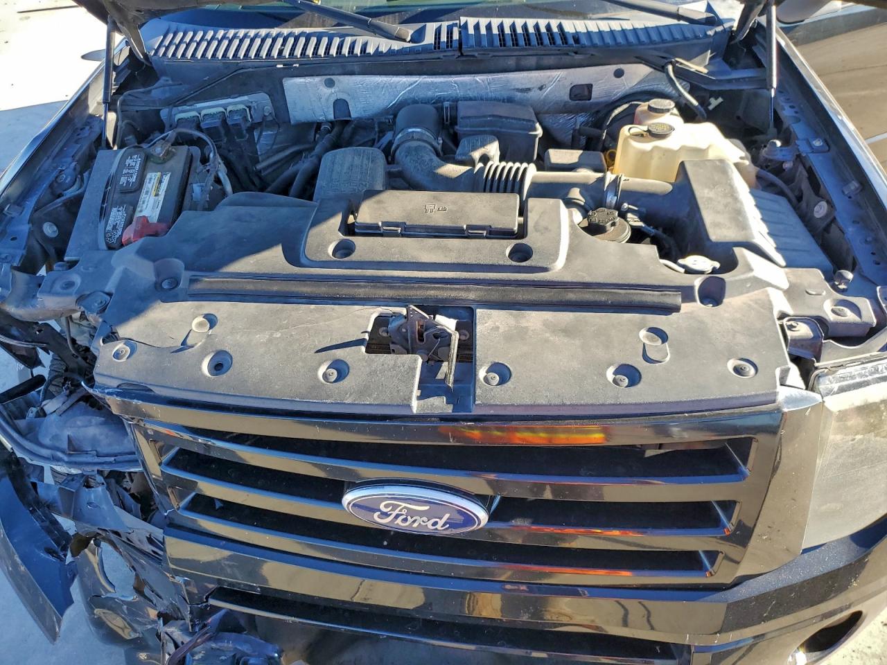 2010 Ford Expedition Limited VIN: 1FMJU1K56AEA88530 Lot: 93784255