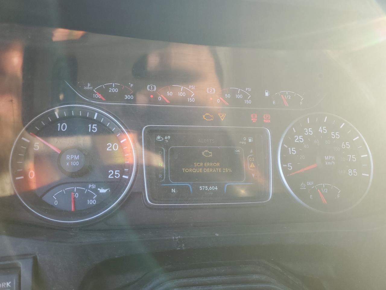 2020 International Lt625 Semi Truck VIN: 3HSDZAPR7LN800234 Lot: 92679855