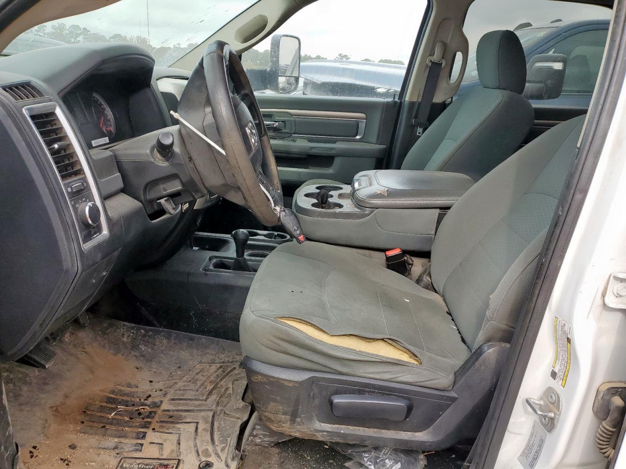 2017 Ram 3500 Utility / Service Truck VIN: 3C7WRTCL5HG701957 Lot: 92812355