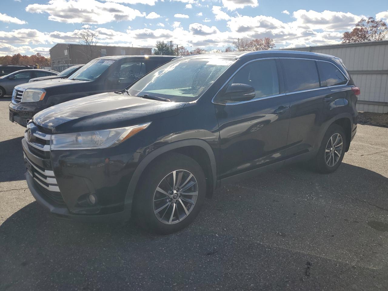 2019 Toyota Highlander Se VIN: 5TDJZRFH2KS621106 Lot: 91936825